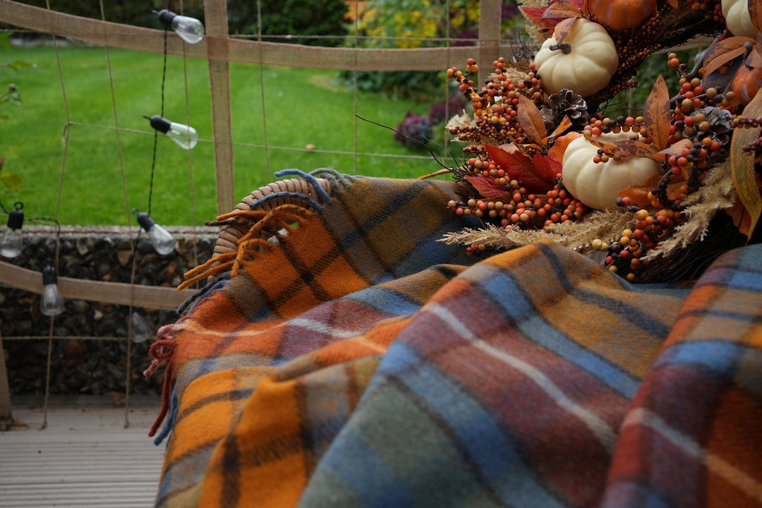 Autumn Comfort in Colour: Buchanan Modern, Autumn & Antique