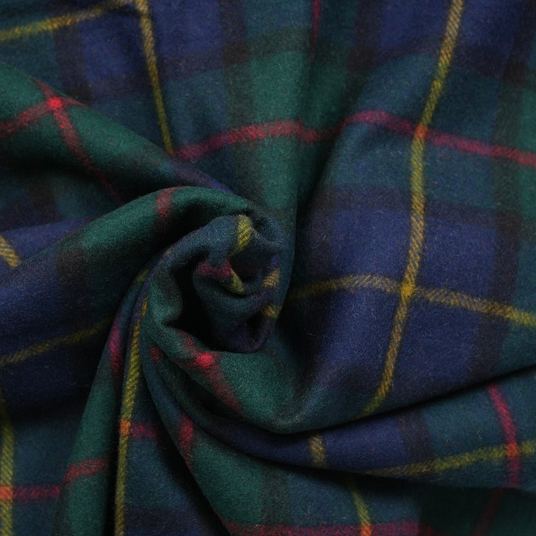Scottish Tartan Wool-Blend Blanket Throw – Highland Comfort - MACLEOD