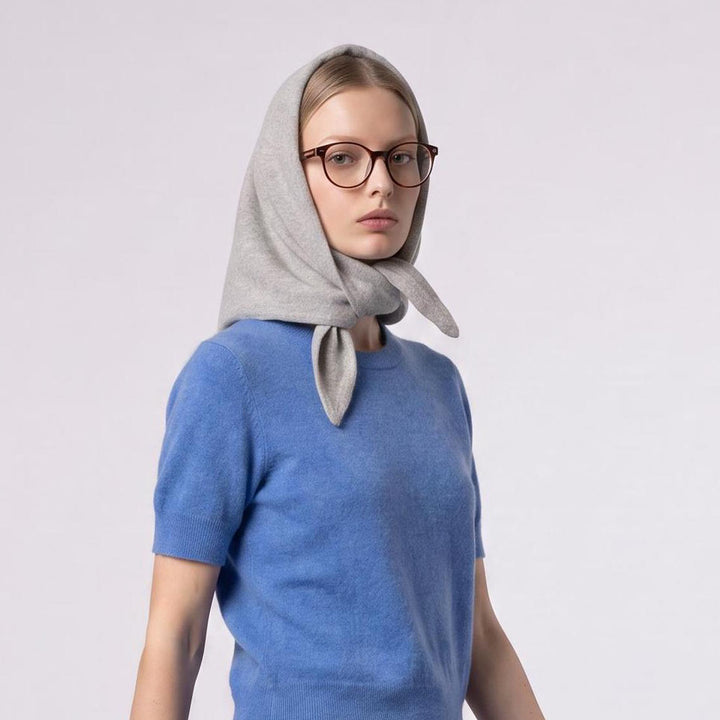 Women’s Luxury Ribbed Cashmere Triangle Scarf - OYSTER