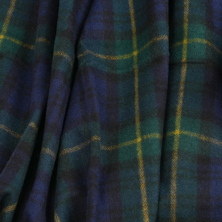 Scottish Tartan Wool-Blend Blanket Throw – Highland Comfort - GORDON