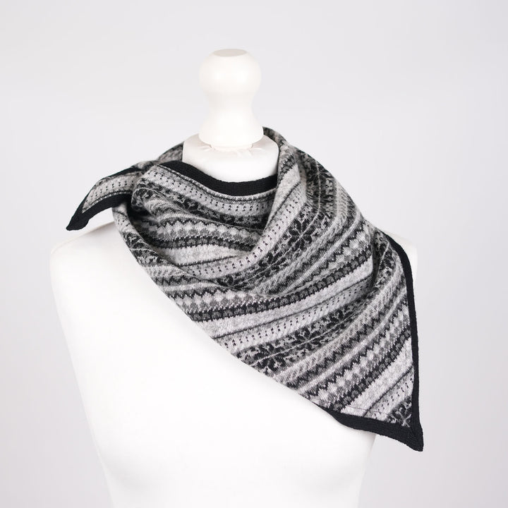Women’s Lambswool Fair Isle Neck Scarf – Made in Scotland - BLACK