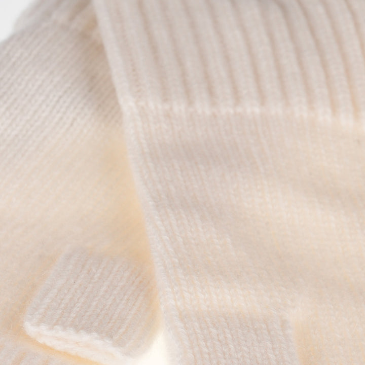 100% Cashmere Ladies Rib Wristlet White