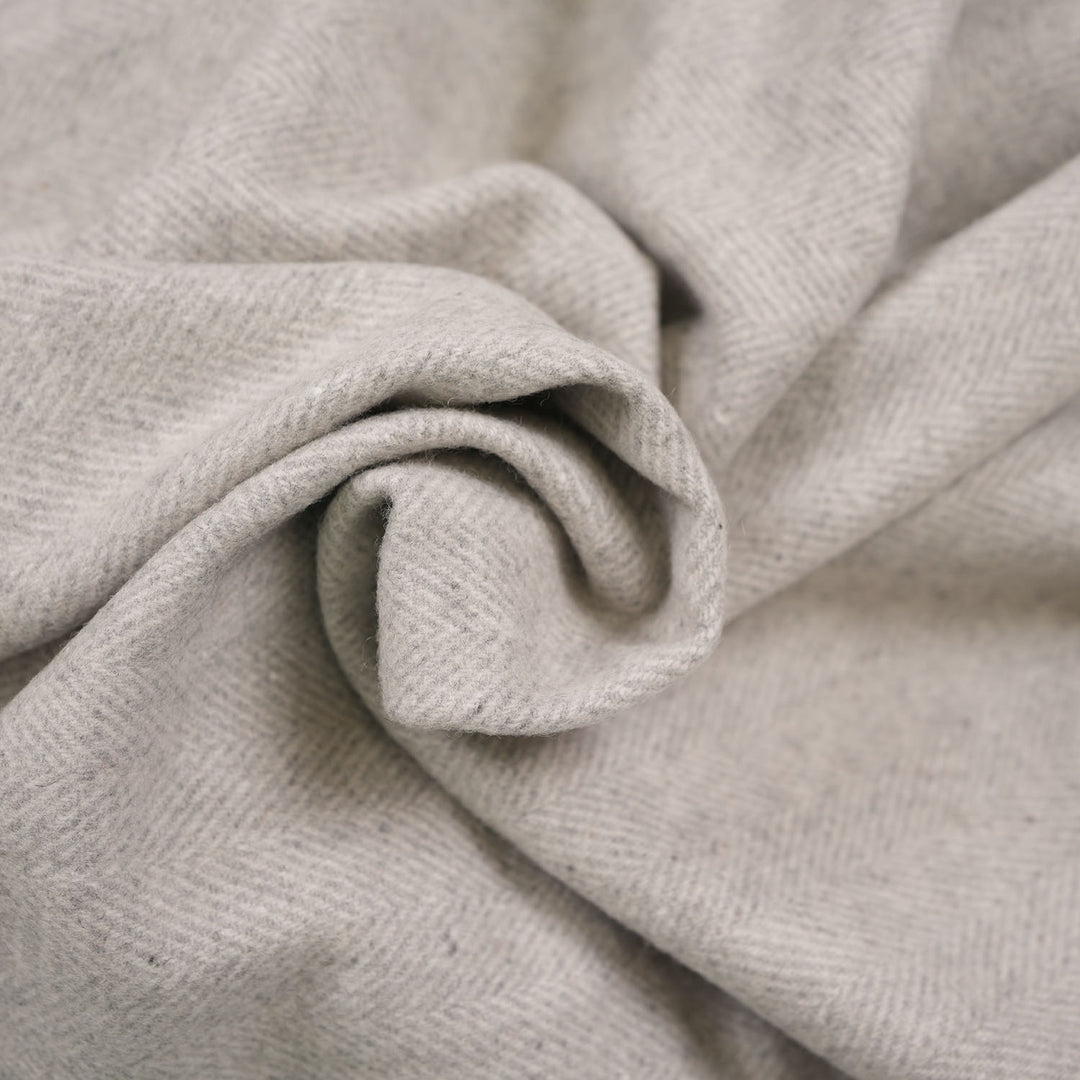 Highland Herringbone Wool Blend Throw Blanket with Tasselled Fringe - GREY MEDIUM
