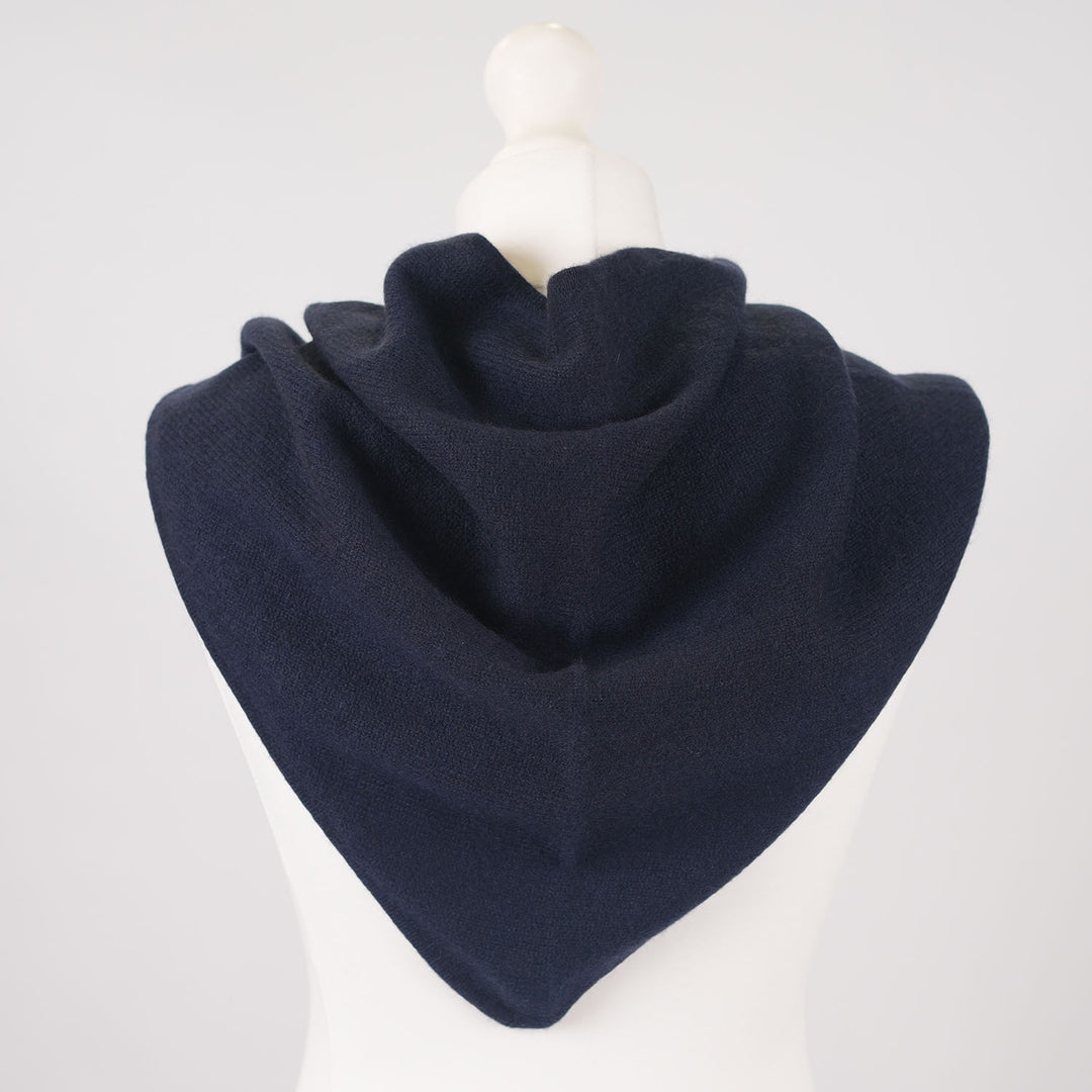 Women’s Luxury Ribbed Cashmere Triangle Scarf - NAVY
