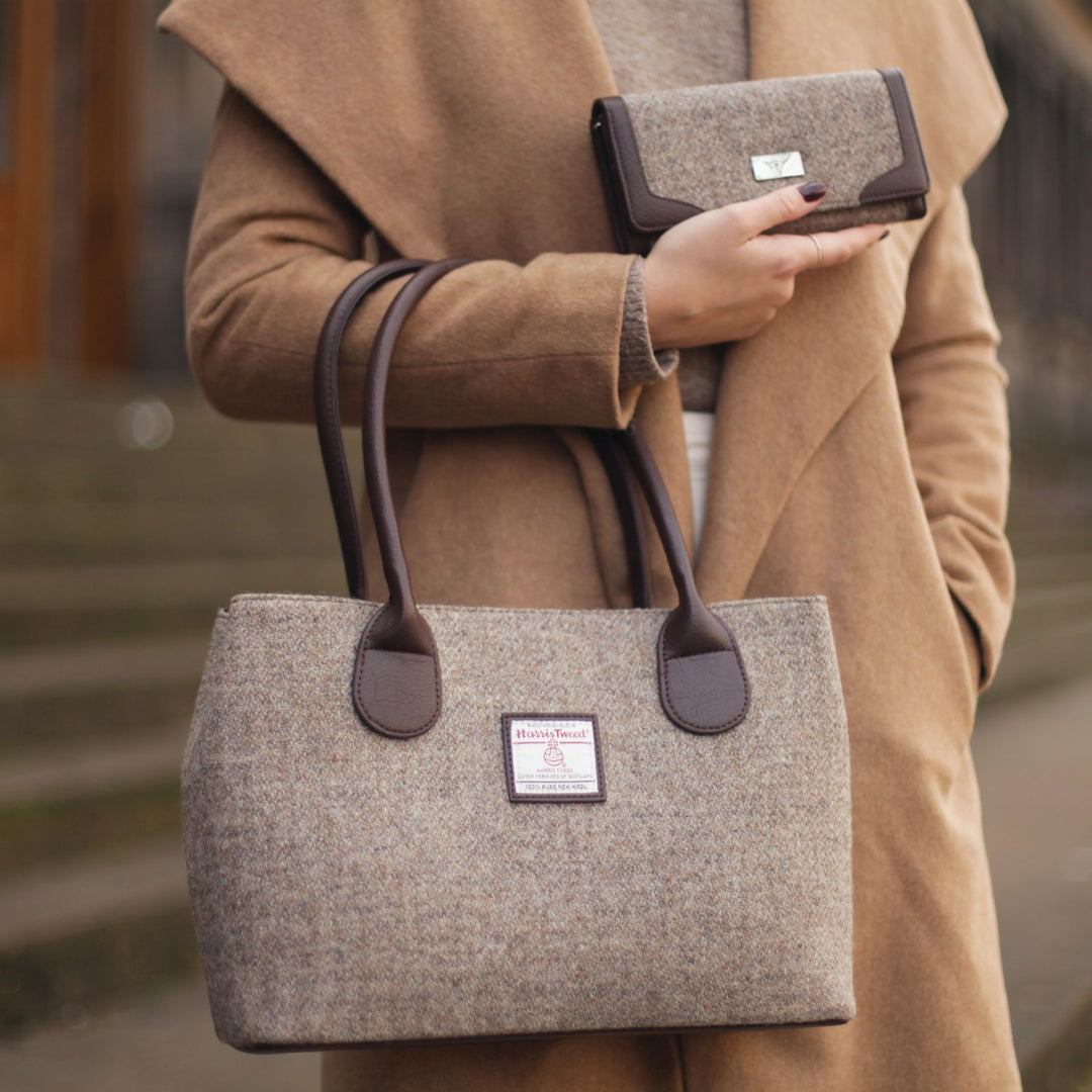 Harris Tweed Cassley Classic Handbag - Elegant Tartan Shoulder Bag