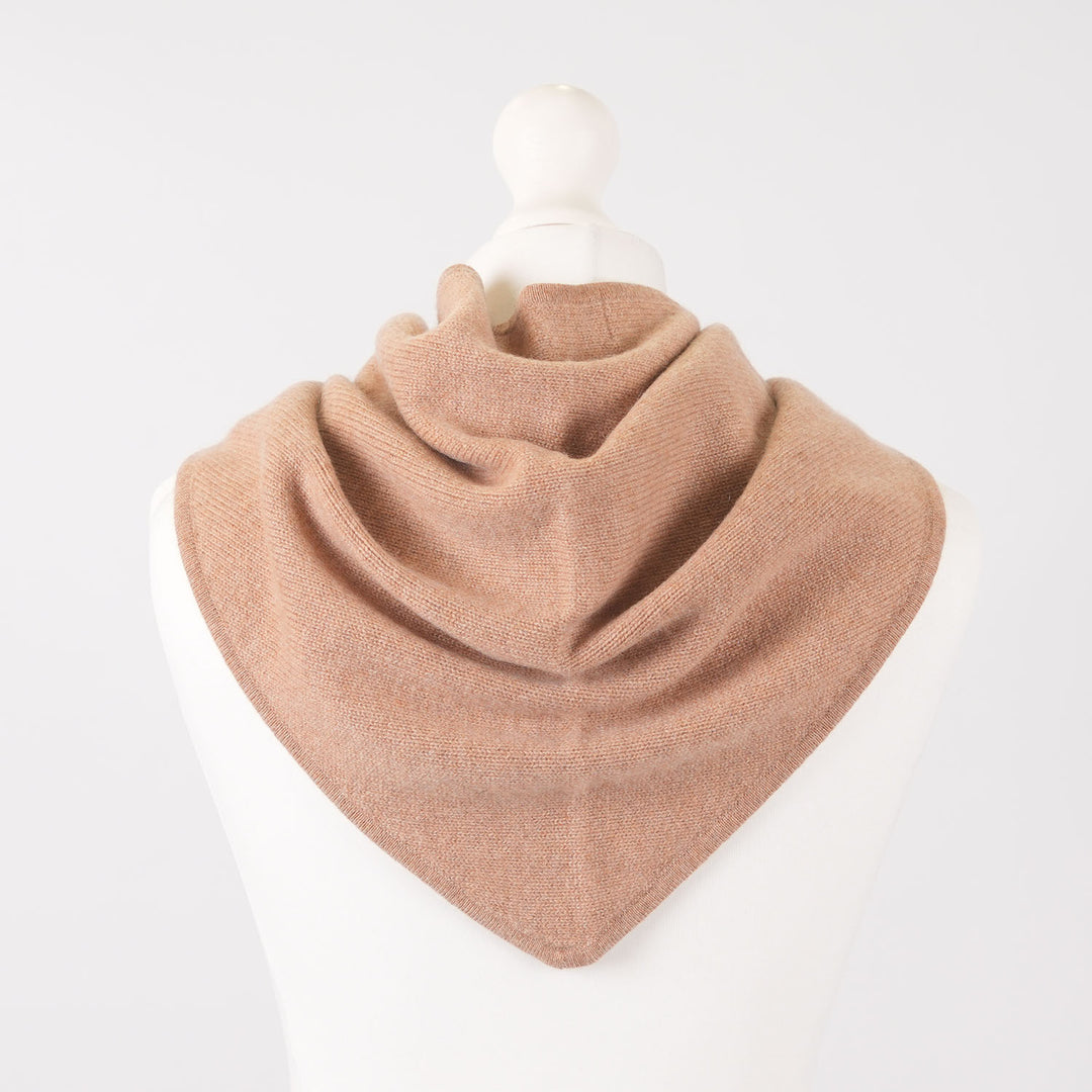 Women’s Luxury Ribbed Cashmere Triangle Scarf - CAMEL