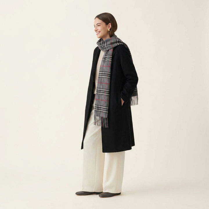 Tartan Weaving Mill 100% Pure Cashmere Scarf – Made in Scotland - THOMSON DARK GREY