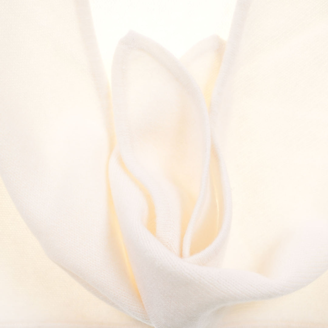 Women’s Luxury Ribbed Cashmere Triangle Scarf - WHITE