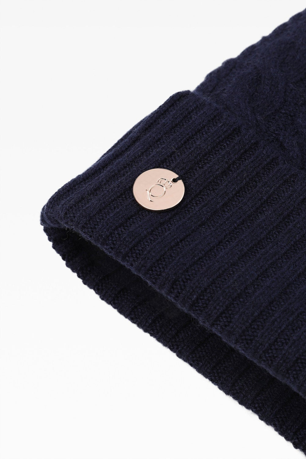 Eve Cable Pom Pom Hat - Faux Fur - Dunedin Cashmere
