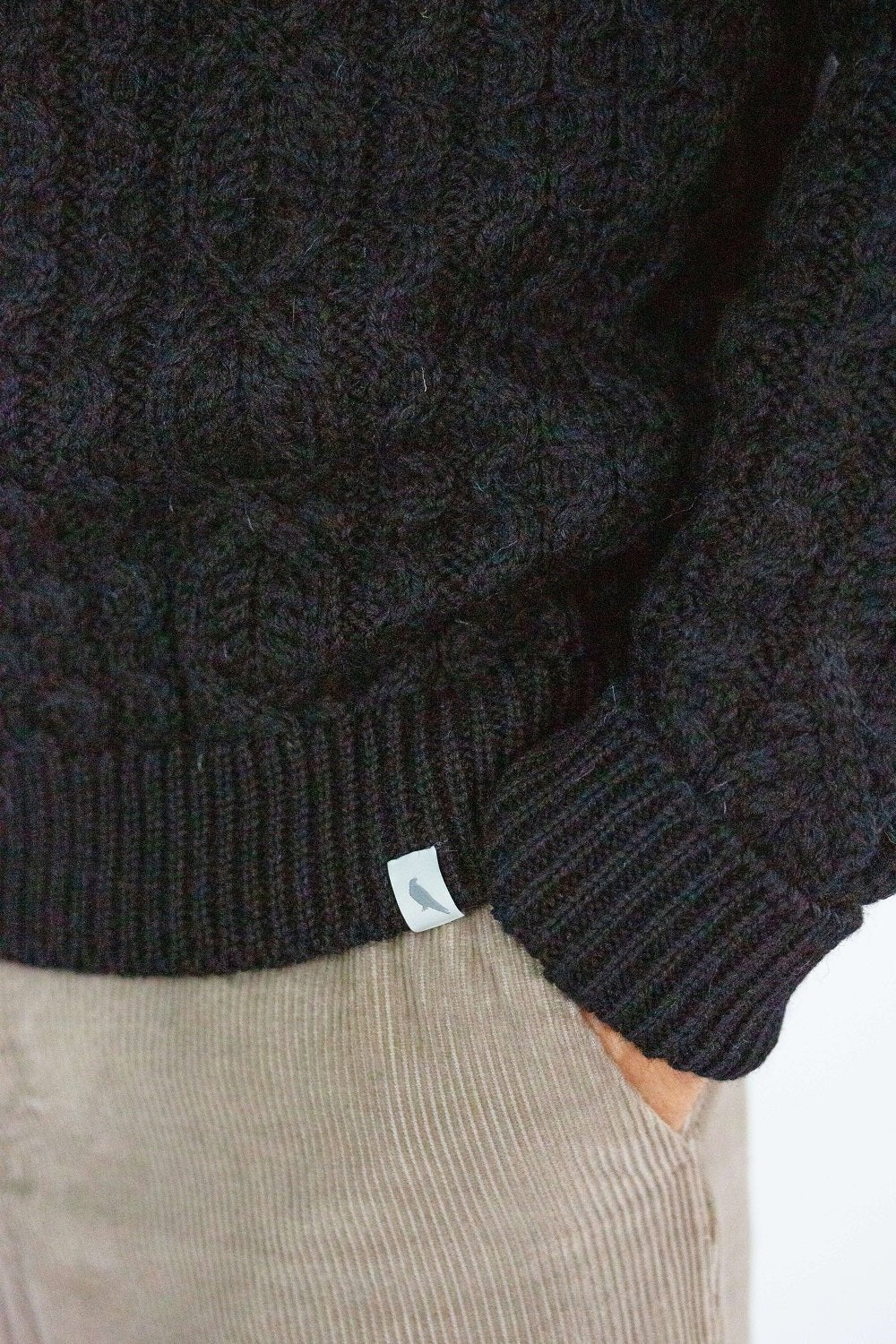 Men's Peregrine Hudson Aran Sweater Made In England Navy - Dunedin Cashmere
